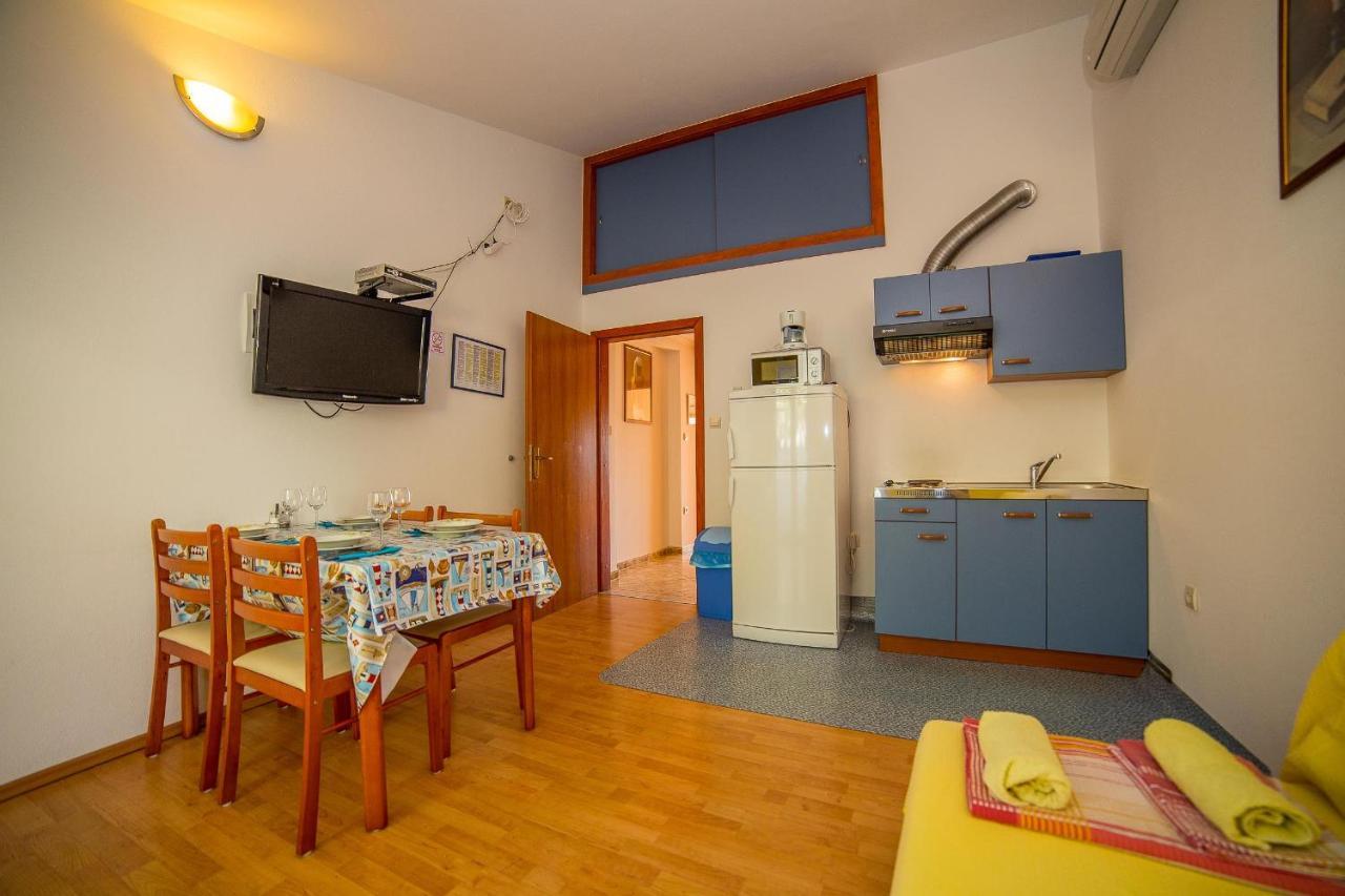 Apartments Emil Lokva Rogoznica Exterior photo